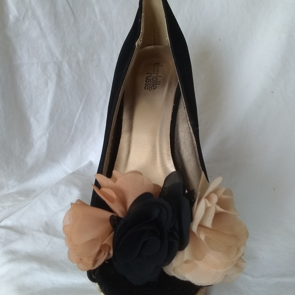Dazzling gold Tinkerbell stilettos - Picture 7 of 13
